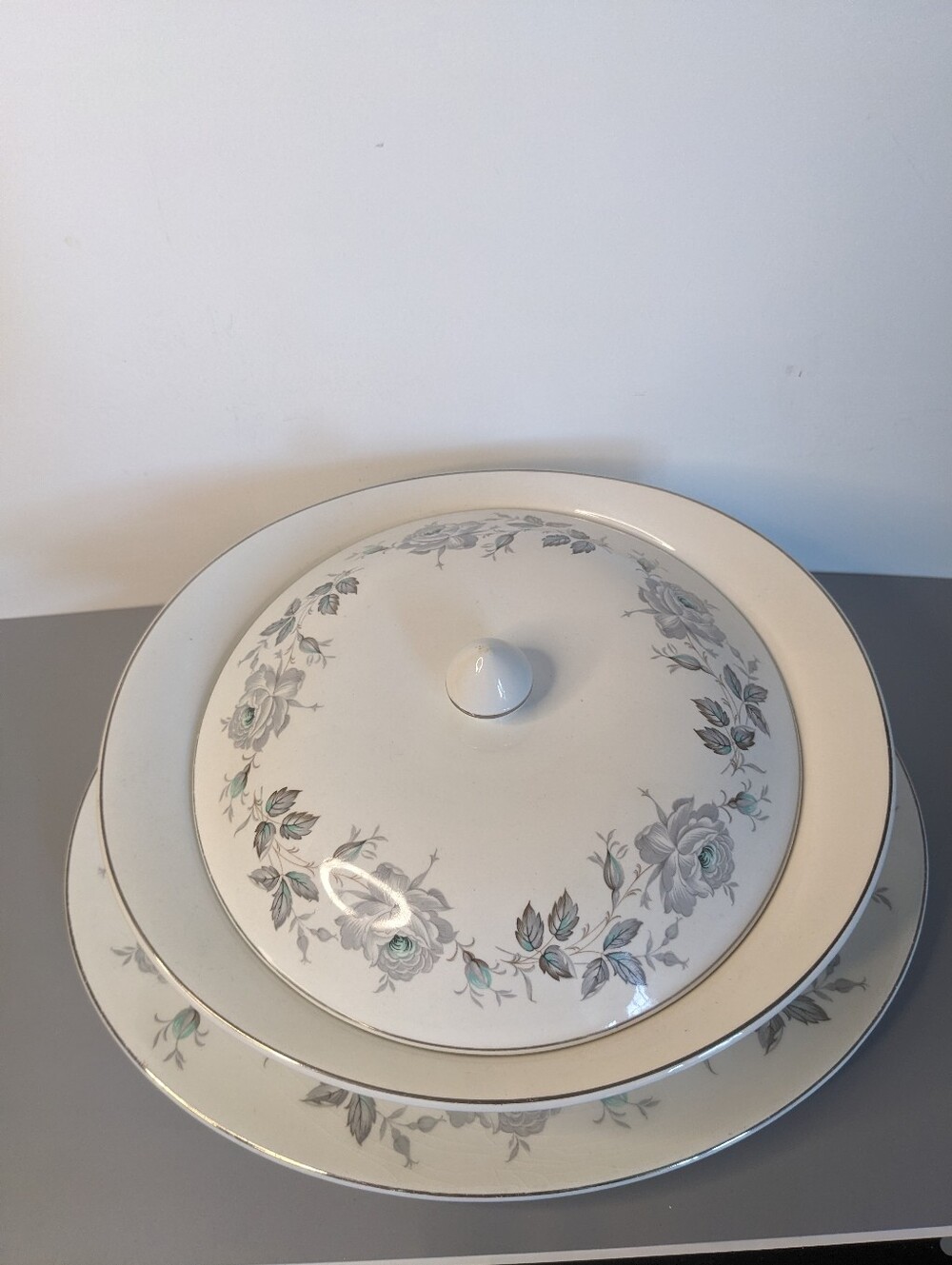 Johnson Bros Snow White Covered Dish And Matching Platter Floral Porcelain Set